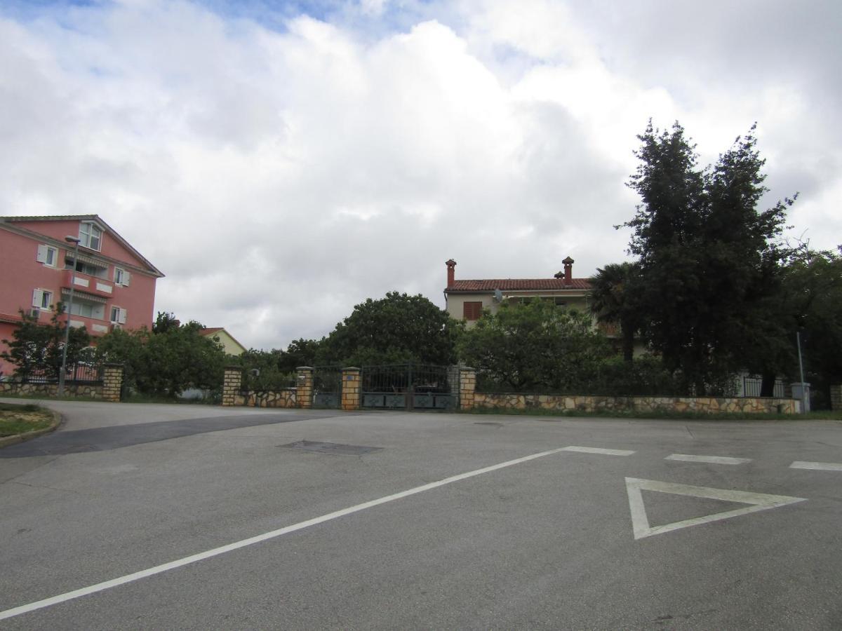 Green Garden Apartments Rovinj Exterior photo